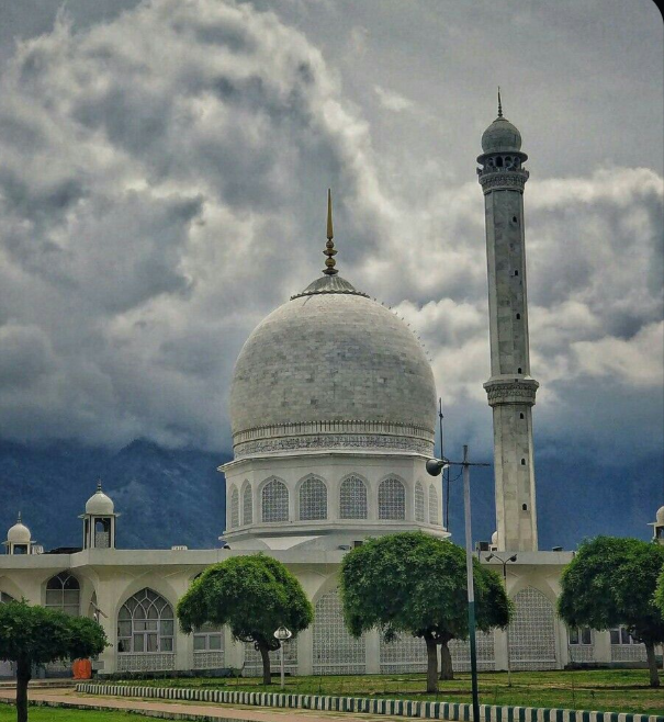 Hazratbal shrine and Khanqah-e-Moula